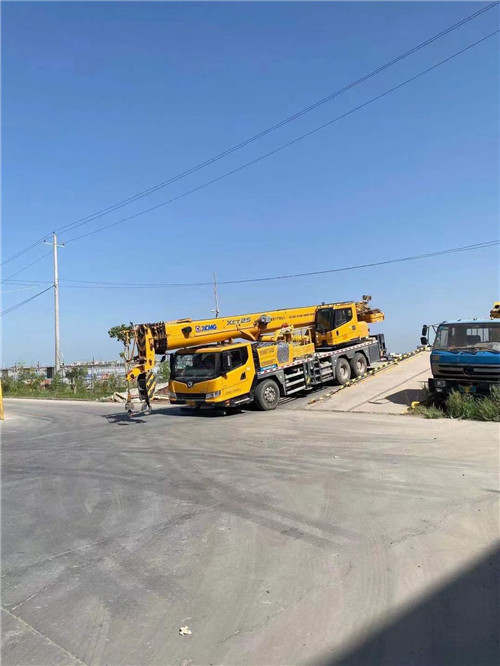 盐城市吊车作业时，可能会产生哪些额外收费项目？