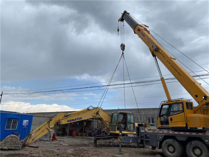 盐城市25吨吊车的工作半径是多少？