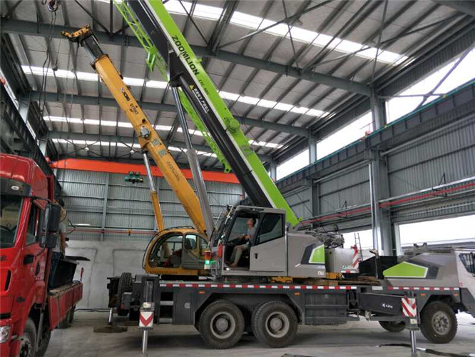 盐城市高空车出租需要注意哪些安全事项？