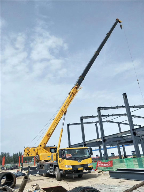 盐城市超高层建筑钢结构吊装案例